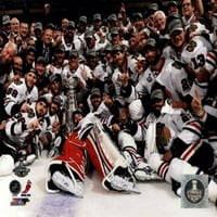 A Chicago Blackhawks ünnepli győztes játék a Stanley Kupa döntőjében sport fotó